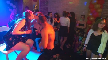 Party Hardcore Gone Crazy Vol. 36 Part 4 - Cam 3 Screencap 75 on www.sinx.com