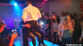 Party Hardcore Gone Crazy Vol. 36 Part 4 - Cam 3 Screencap 37 on www.sinx.com