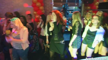 Party Hardcore Gone Crazy Vol. 36 Part 4 - Cam 3 Screencap 39 on www.sinx.com