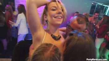 Party Hardcore Gone Crazy Vol. 29 Part 4 - Cam 4 Screencap 98 on www.sinx.com