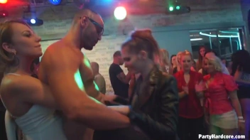 Party Hardcore Gone Crazy Vol. 29 Part 4 - Cam 4 Screencap 52 on www.sinx.com
