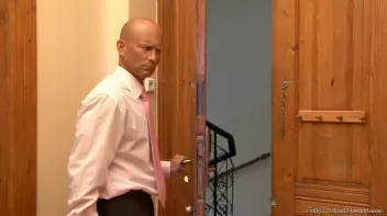 Full Piss Service Secretaries Screencap 5 on www.sinx.com