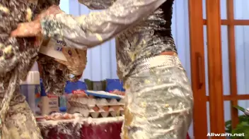 Furious Female Food Fight Screencap 56 on www.sinx.com