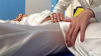 Can't Resist An Absolute Beauty Screencap 15 on www.sinx.com