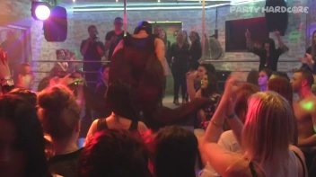 Party Hardcore Gone Crazy Vol. 16 Part 5 - Cam 3 Screencap 97 on www.sinx.com