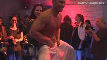 Party Hardcore Gone Crazy Vol. 16 Part 5 - Cam 3 Screencap 49 on www.sinx.com