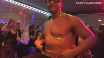 Party Hardcore Gone Crazy Vol. 14 Part 2 - Cam 3 Screencap 85 on www.sinx.com