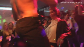 Party Hardcore Gone Crazy Vol. 14 Part 2 - Cam 3 Screencap 60 on www.sinx.com