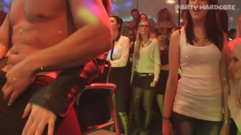 Party Hardcore Gone Crazy Vol. 14 Part 2 - Cam 3 Screencap 76 on www.sinx.com