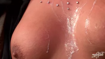 Interracially Double-Teamed Slut Screencap 92 on www.sinx.com