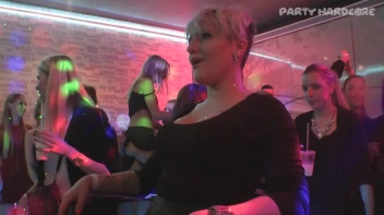 Party Hardcore Gone Crazy Vol. 24 Part 4 - Cam 3 Screencap 45 on www.sinx.com