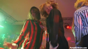 Party Hardcore Gone Crazy Vol. 37 Part 8 - Cam 1 Screencap 74 on www.sinx.com