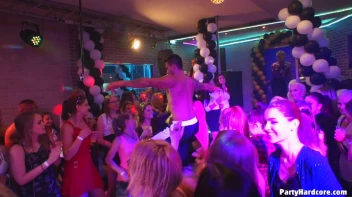 Party Hardcore Gone Crazy Vol. 37 Part 8 - Cam 1 Screencap 15 on www.sinx.com