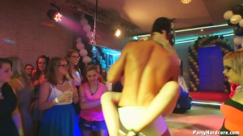 Party Hardcore Gone Crazy Vol. 37 Part 8 - Cam 1 Screencap 31 on www.sinx.com