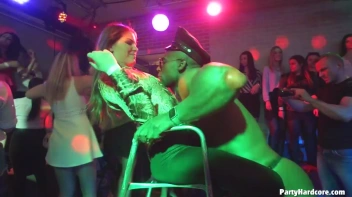 Party Hardcore Gone Crazy Vol. 35 Part 3 - Cam 4 Screencap 21 on www.sinx.com