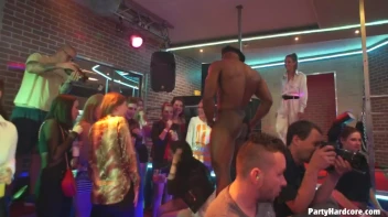 Party Hardcore Gone Crazy Vol. 35 Part 3 - Cam 4 Screencap 26 on www.sinx.com