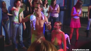Party Hardcore Vol. 86 Part 1 - Cam 2 Screencap 87 on www.sinx.com