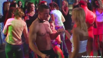 Party Hardcore Vol. 86 Part 1 - Cam 2 Screencap 95 on www.sinx.com