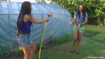 Best Friends Water Fight When Gardening Screencap 29 on www.sinx.com