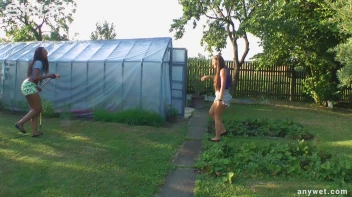 Best Friends Water Fight When Gardening Screencap 6 on www.sinx.com