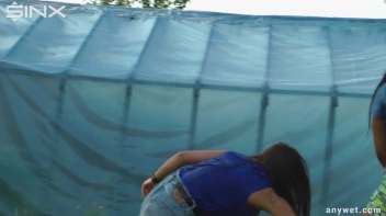 Best Friends Water Fight When Gardening Screencap 16 on www.sinx.com