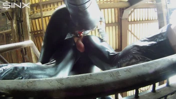 Anal durchgefickt im Industriepark Screencap 17 on www.sinx.com