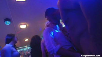 Party Hardcore Gone Crazy Vol. 34 Part 4 - Cam 3 Screencap 98 on www.sinx.com