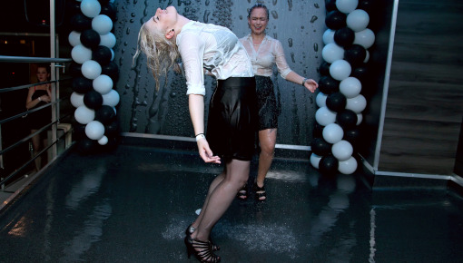 Latest deal - Wet And Working It!  Cuties Shake It Up!