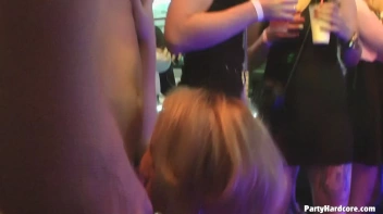 Party Hardcore Gone Crazy Vol. 29 Part 2 - Cam 3 Screencap 88 on www.sinx.com