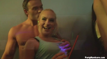 Party Hardcore Gone Crazy Vol. 29 Part 2 - Cam 3 Screencap 89 on www.sinx.com