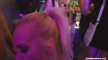Party Hardcore Gone Crazy Vol. 29 Part 2 - Cam 3 Screencap 91 on www.sinx.com