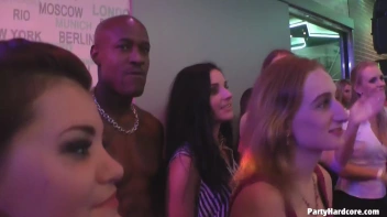 Party Hardcore Gone Crazy Vol. 29 Part 2 - Cam 3 Screencap 59 on www.sinx.com