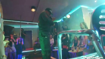 Party Hardcore Gone Crazy Vol. 35 Part 3 - Cam 3 Screencap 71 on www.sinx.com