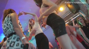 Party Hardcore Gone Crazy Vol. 28 Part 6 - Cam 3 Screencap 94 on www.sinx.com