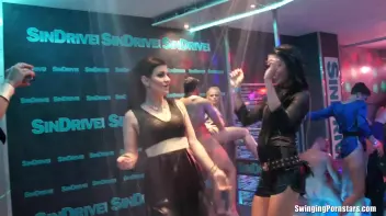 Summer Jam Bang Part 2 - Shower Cam Screencap 20 on www.sinx.com