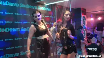 Summer Jam Bang Part 2 - Shower Cam Screencap 30 on www.sinx.com