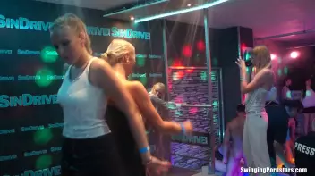 Summer Jam Bang Part 2 - Shower Cam Screencap 37 on www.sinx.com