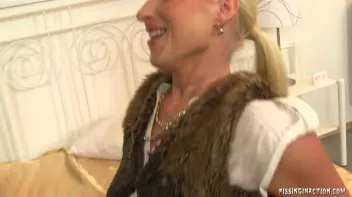 Putting Water Resistant Showrooms To The Piss Test Screencap 8 on www.sinx.com