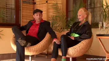 She'll Piss All Over These Cheaters Screencap 14 on www.sinx.com