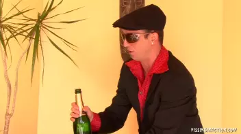 She'll Piss All Over These Cheaters Screencap 4 on www.sinx.com