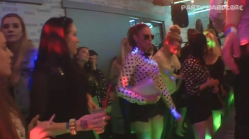 Party Hardcore Gone Crazy Vol. 15 Part 5 - Cam 3 Screencap 95 on www.sinx.com