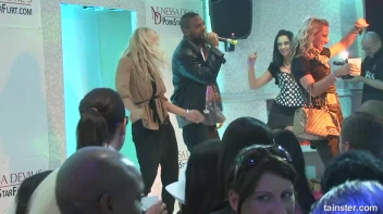 Pornstar Flirt Part 1 - Cam 3 Screencap 2 on www.sinx.com