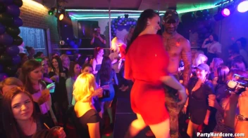 Party Hardcore Gone Crazy Vol. 38 Part 2 - Cam 1 Screencap 64 on www.sinx.com