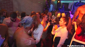 Party Hardcore Gone Crazy Vol. 38 Part 2 - Cam 1 Screencap 67 on www.sinx.com