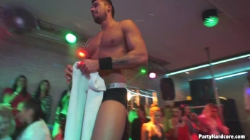 Party Hardcore Gone Crazy Vol. 35 Part 5 - Cam 4 Screencap 38 on www.sinx.com