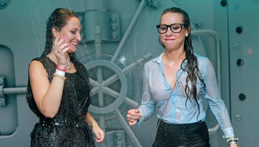 Latest deal - Teasing babes getting dripping wet