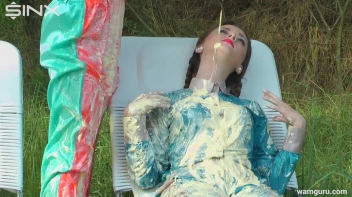 Cuties Make A Mess Of Themselves - Cam 2 Screencap 28 on www.sinx.com