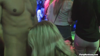 Party Hardcore Gone Crazy Vol. 35 Part 2 - Cam 2 Screencap 90 on www.sinx.com