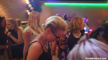 Party Hardcore Gone Crazy Vol. 37 Part 8 - Cam 2 Screencap 90 on www.sinx.com