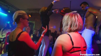 Party Hardcore Gone Crazy Vol. 37 Part 8 - Cam 2 Screencap 96 on www.sinx.com